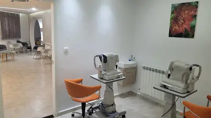 Dr Boumati Lamia ophtalmologue birkhadem