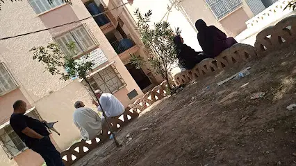 عيادة الأمراض الجلدية دكتور زرقين رياض