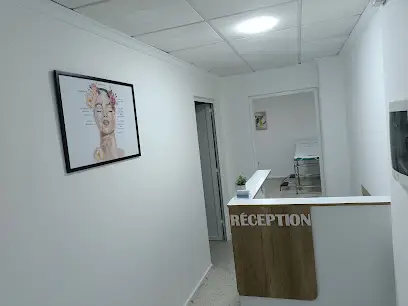 DR AKLI dermatologue