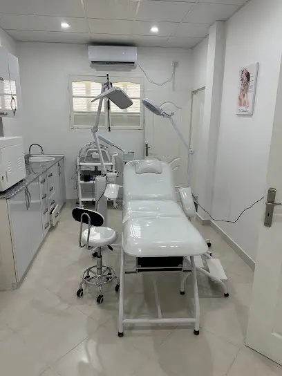 عيادة دكتورة طبوش بشرى اخصائية في الأمراض الجلدية و طب تجميل
