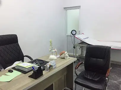 Dr : M-Chadni Neuro-Chirurgie