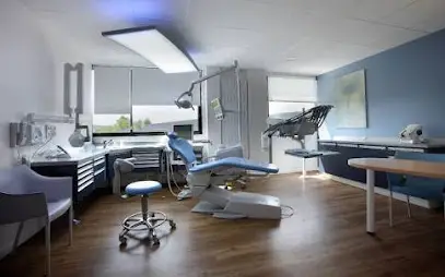 Dr.BOUZIANE
